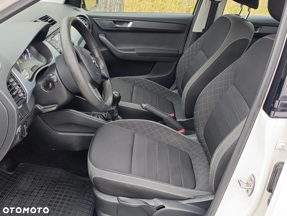 Skoda Fabia 1.0 Ambition - 14