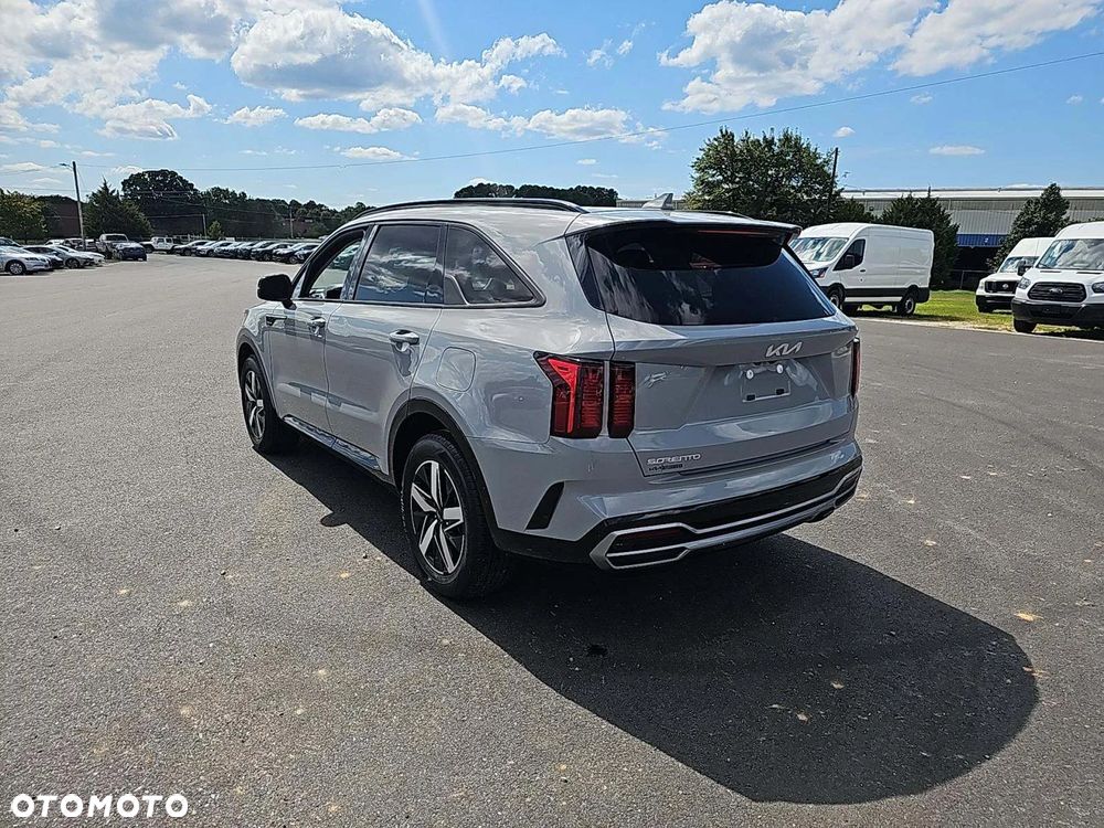 Kia Sorento - 2