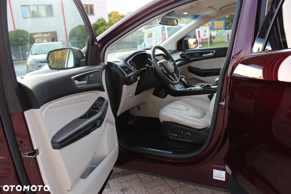 Ford Edge - 17