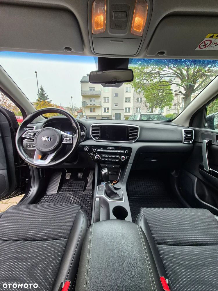 Kia Sportage 1.6 GDI Black Edition 2WD - 11