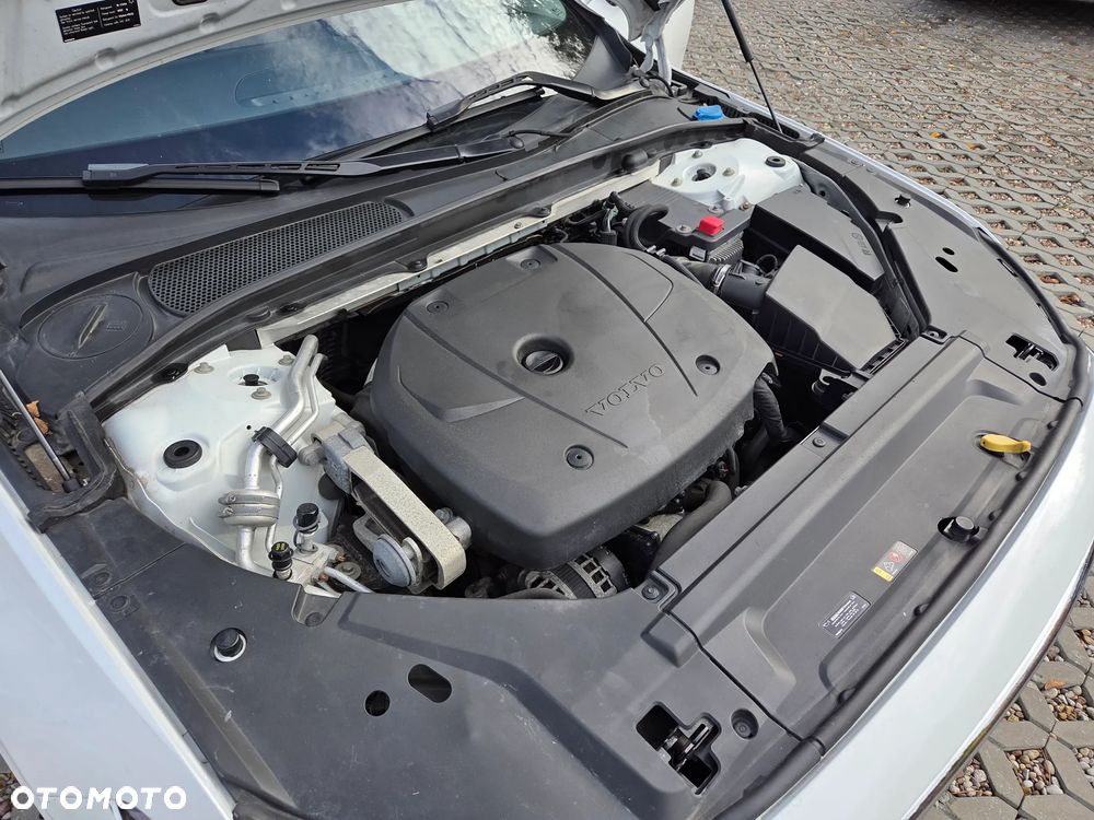 Volvo S90 T5 Momentum - 33