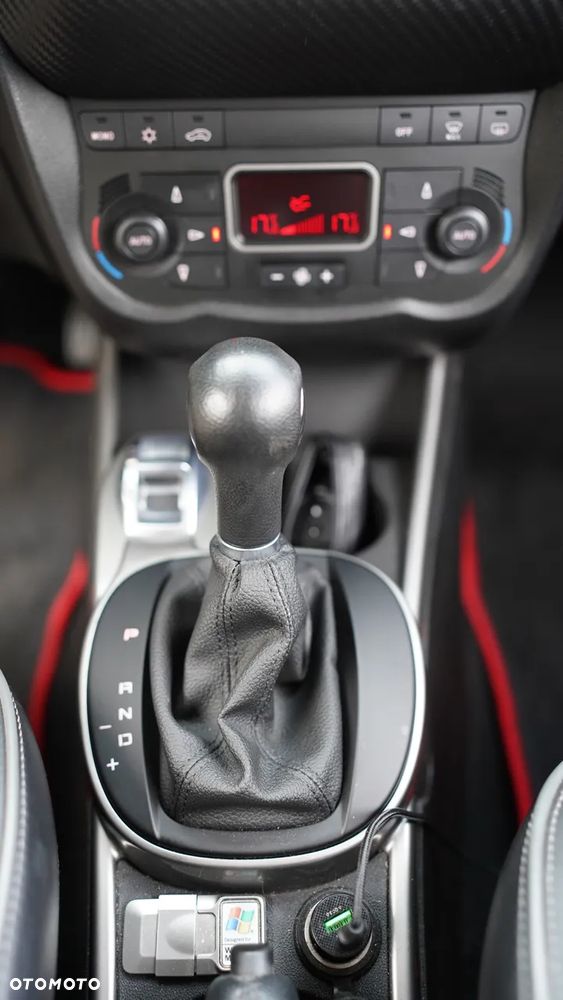Alfa Romeo Mito 1.4 TB MultiAir Distinctive S&S TCT - 25