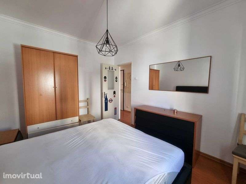 T2 Mobilado · Queluz Centro · 80 m² · 2.º Andar - Grande imagem: 4/12