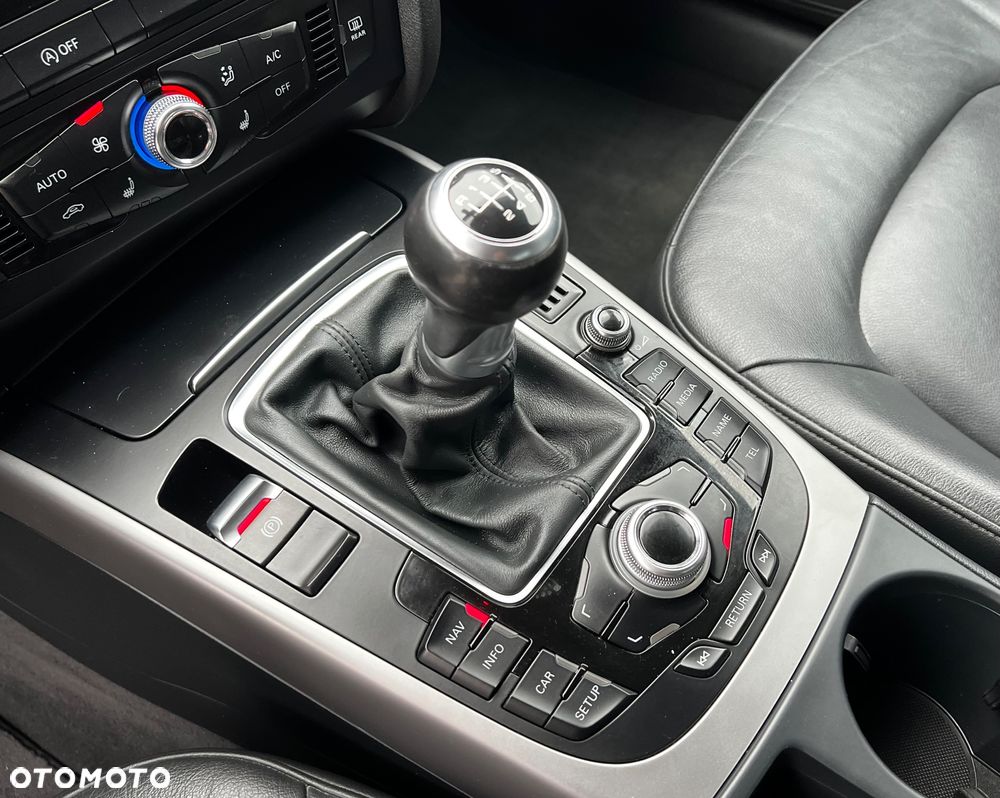 Audi A4 Limousine 2.0 TDI DPF Ambition - 17