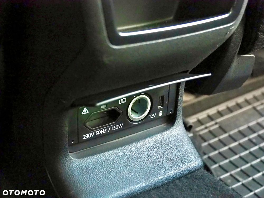 Skoda Karoq 1.5 TSI ACT 4x4 Style DSG - 11