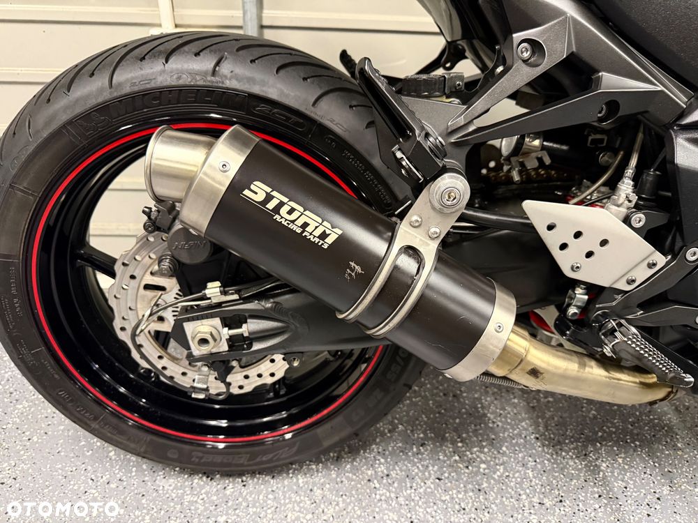 Kawasaki Z - 6