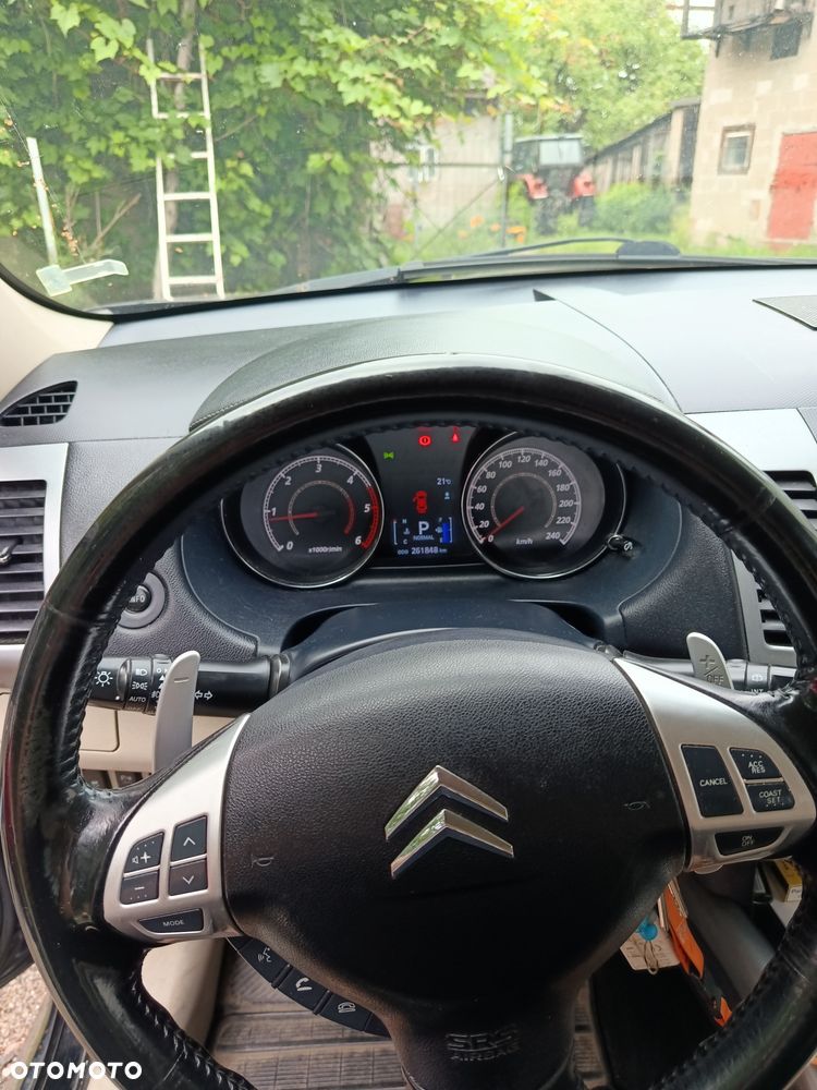 Citroën C-Crosser - 6