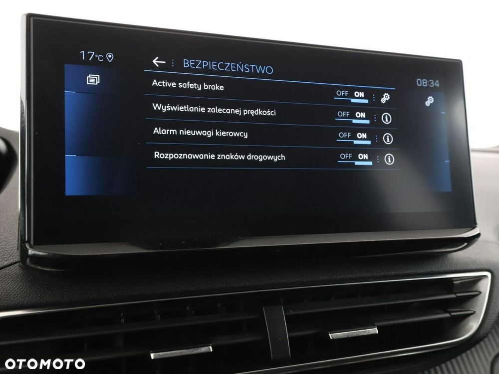 Peugeot 3008 1.2 PureTech Active S&S EAT8 - 26