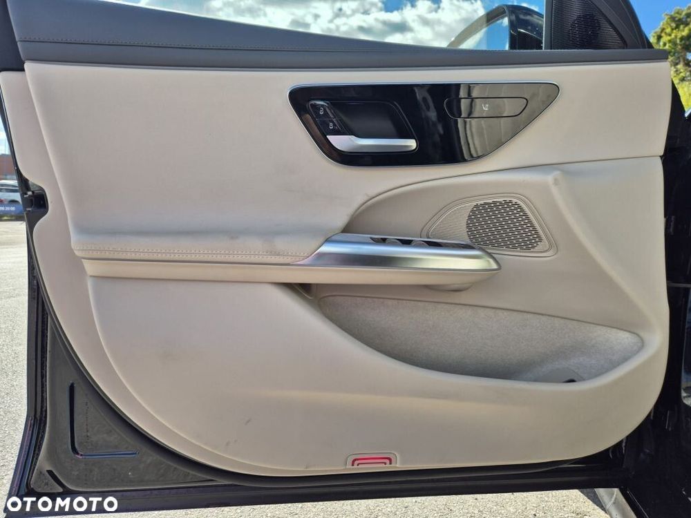 Mercedes-Benz Klasa E 220 d 9G-TRONIC Edition AVANTGARDE - 16