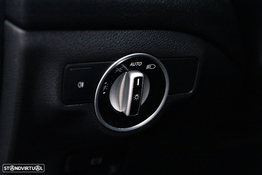 Mercedes-Benz CLA 220 CDI AMG Line Aut. - 25