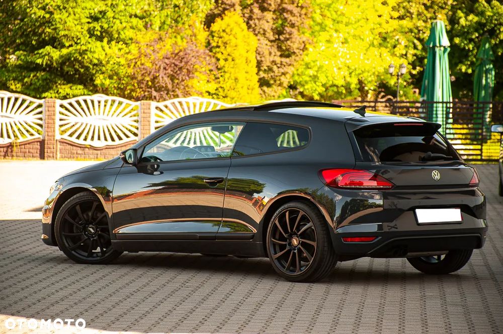 Volkswagen Scirocco 2.0 TSI (BlueMotion Technology) DSG - 15