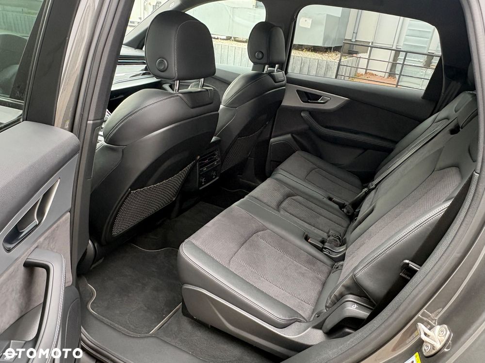 Audi Q7 45 TDI mHEV Quattro S Line Tiptr - 16