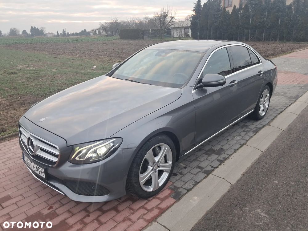 Mercedes-Benz Klasa E 200 9G-TRONIC - 1