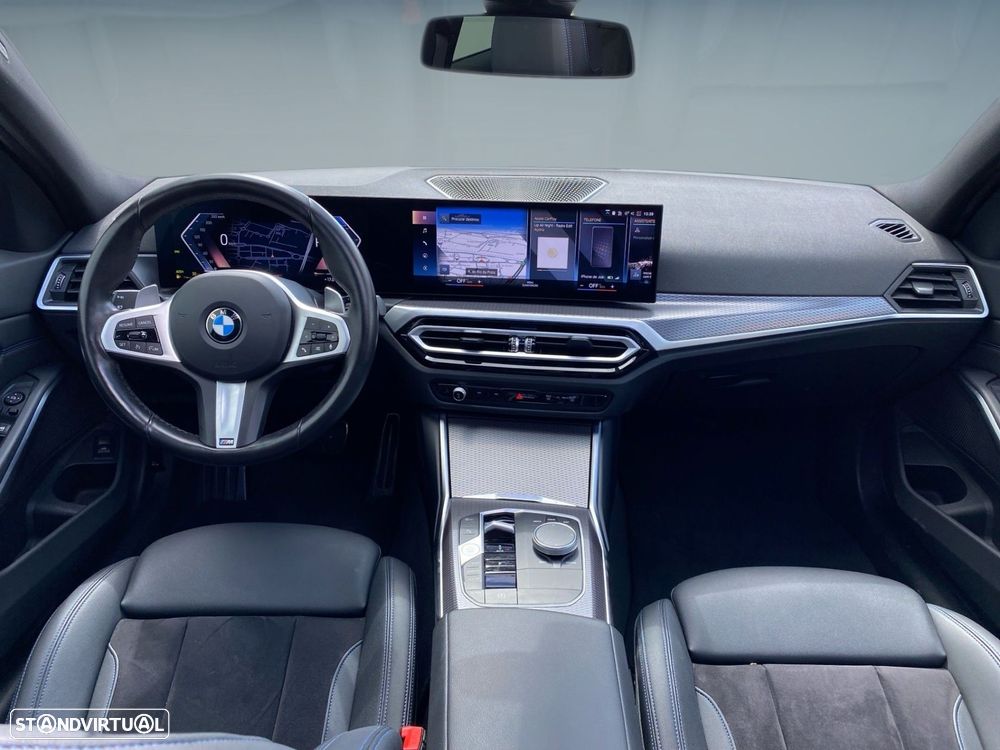 BMW 320 d Touring Pack Desportivo M Auto - 4