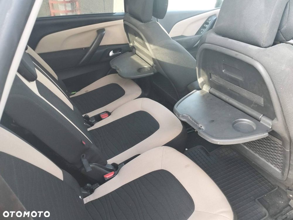 Citroën C4 Picasso - 10