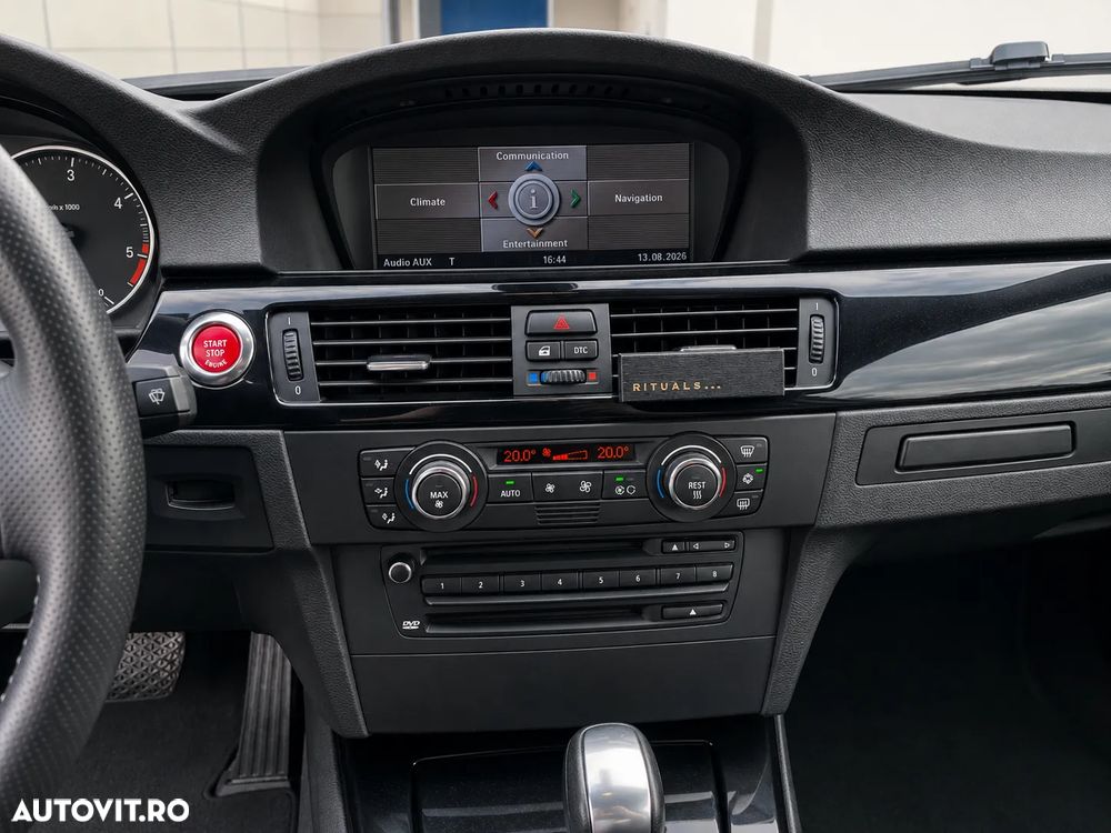 BMW Seria 3 320d Aut. - 13