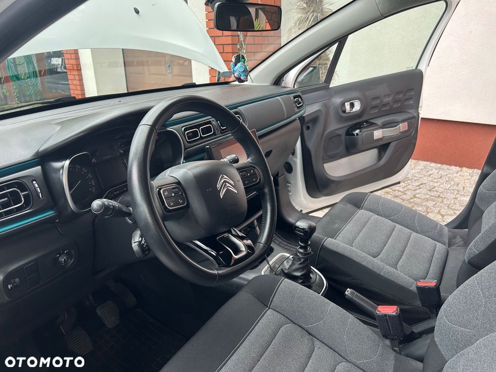 Citroën C3 1.2 PureTech Shine S&S - 13