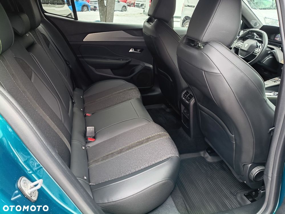 Peugeot 408 1.2 PureTech mHEV GT S&S e-DSC6 - 9