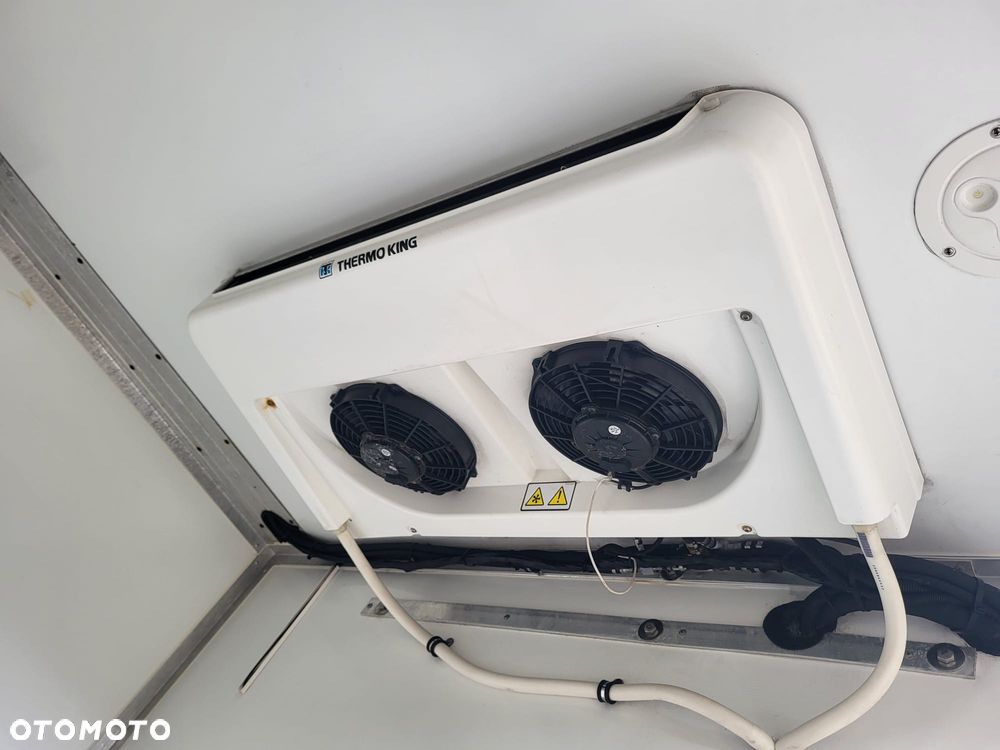 Renault Master III 2017r 161 tyś Izoterma chłodnia Mroźnia Sklep Food Truck Agregat zasilanie 230V Salon - 30