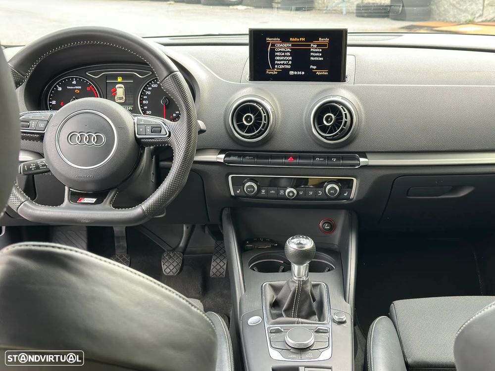 Audi A3 Sportback 2.0 TDI S line Sport Pack - 28