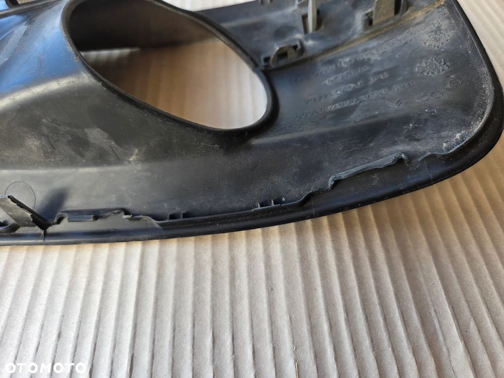Zaślepka Kratka zderzaka lewa chrom PDC Citroen C4 II B7 - 7