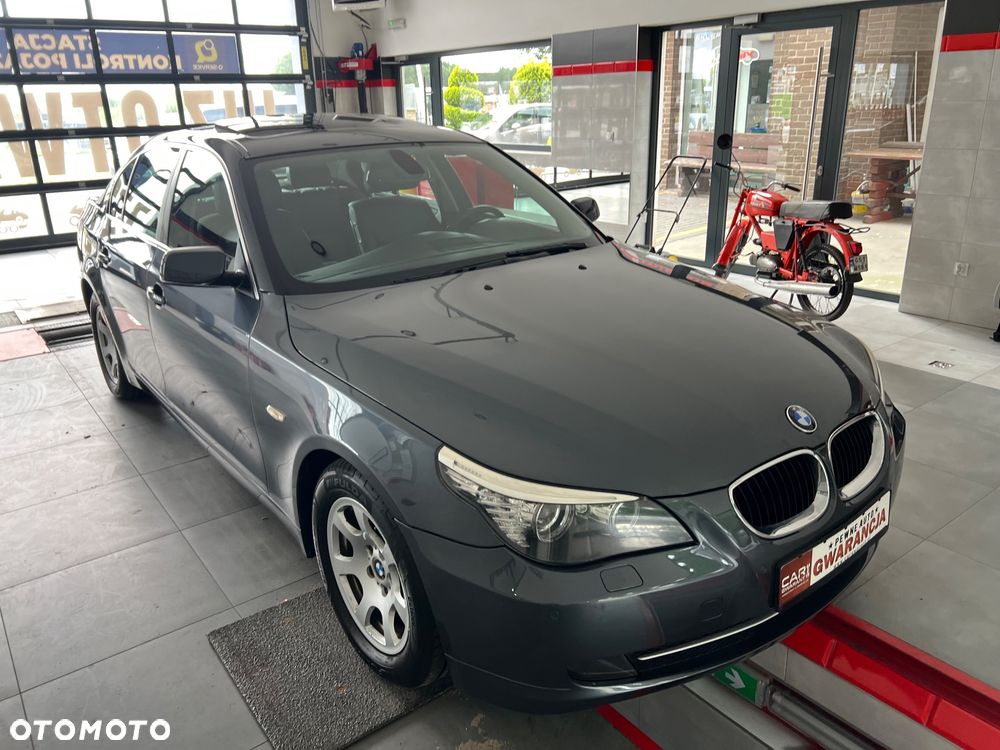 BMW Seria 5 520d - 11