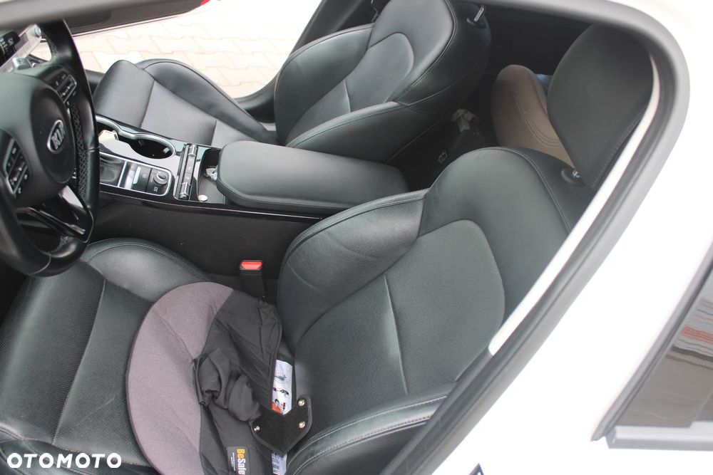 Kia Stinger 2.0 T-GDI GT Line - 14