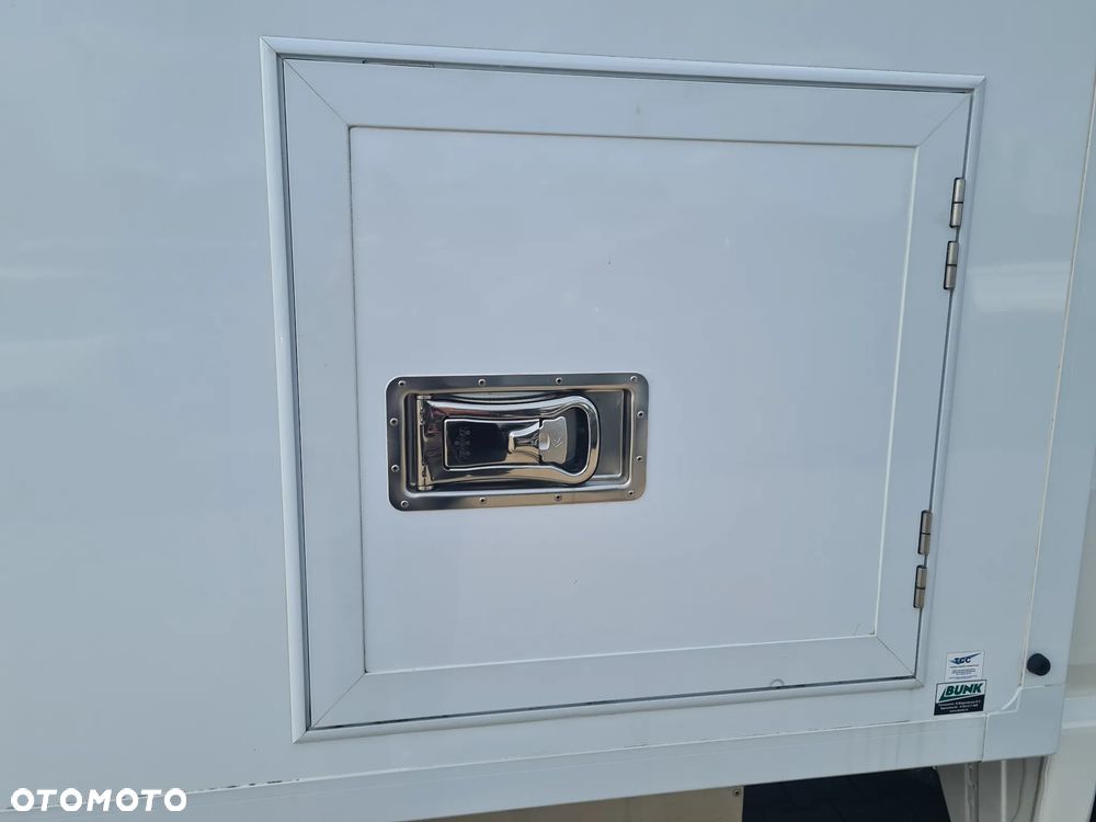 Volkswagen CRAFTER - 17