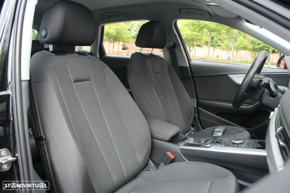 Audi A4 Avant 2.0 TDI Advance S tronic - 47