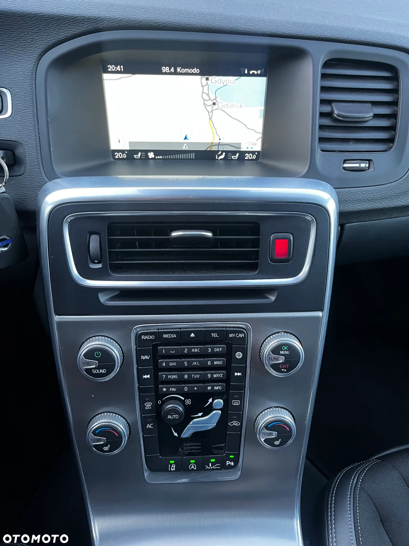 Volvo V60 D3 Drive-E Dynamic Edition (Momentum) - 13