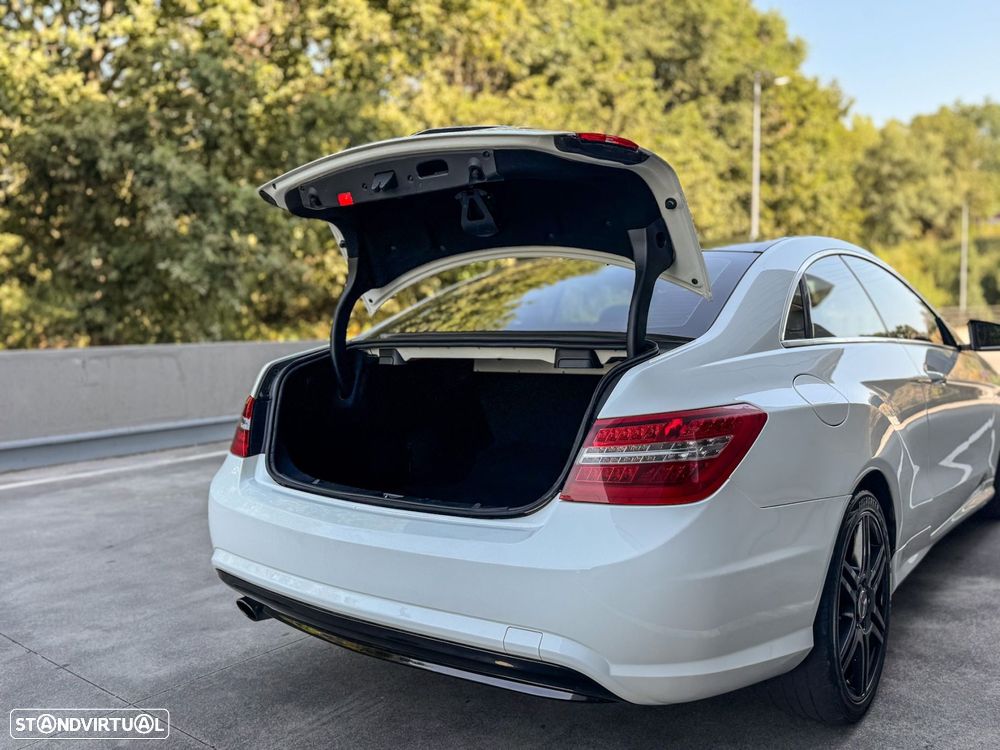 Mercedes-Benz E 220 CDi Avantgarde BlueEfficiency - 23