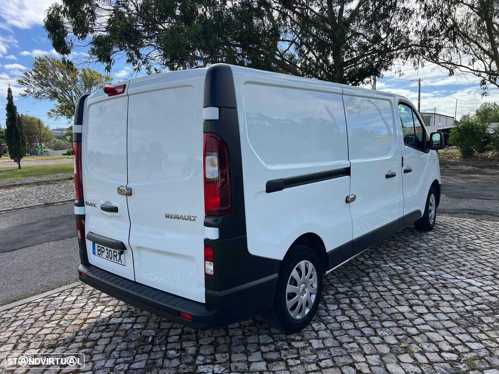 Renault Trafic L2H1 2.0 dci grand confort - 5