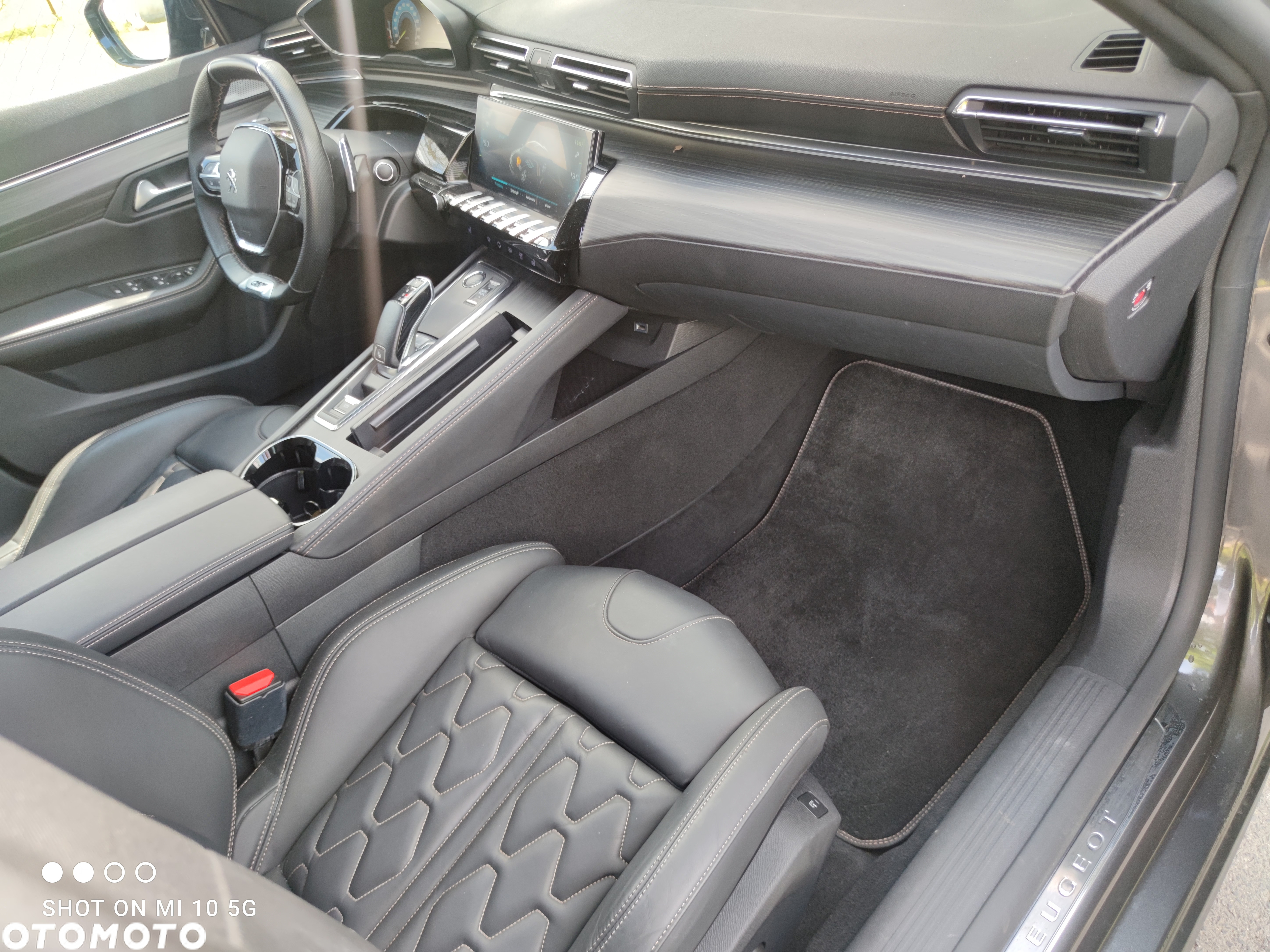 Peugeot 508 Plug-In Hybrid 225 e-EAT8 GT - 19