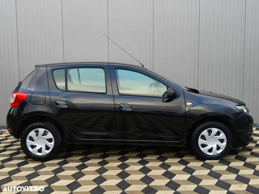 Dacia Sandero dCi 90 Laureate - 14