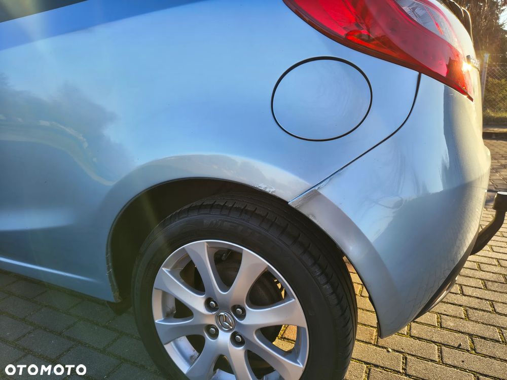 Mazda 2 - 13