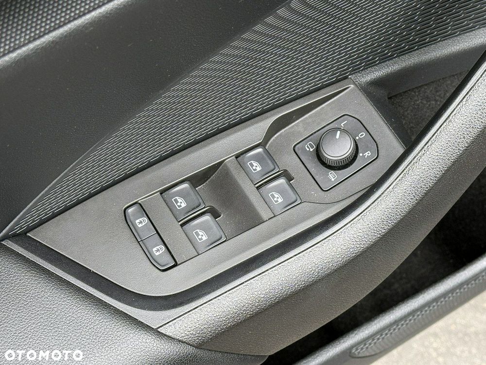 Skoda Octavia 2.0 TDI DSG Clever - 19