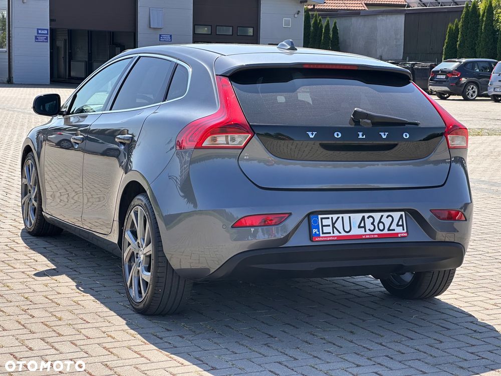 Volvo V40 - 21