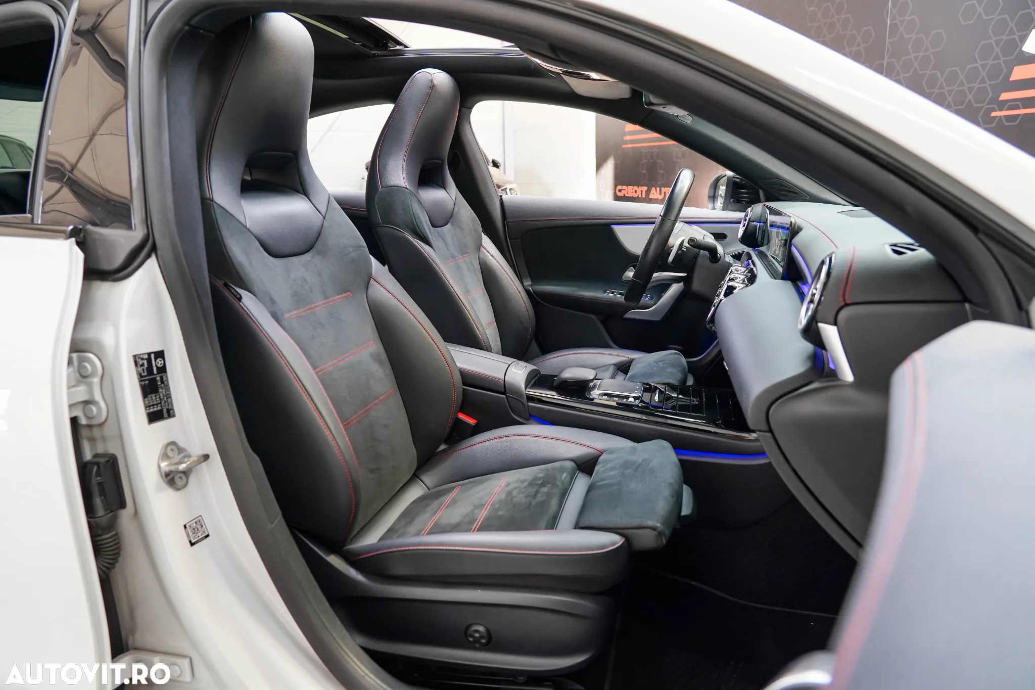 Mercedes-Benz CLA 180 7G-DCT Edition AMG Line - 9