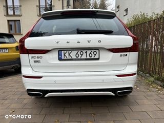 Volvo XC 60 B5 B AWD R-Design - 6