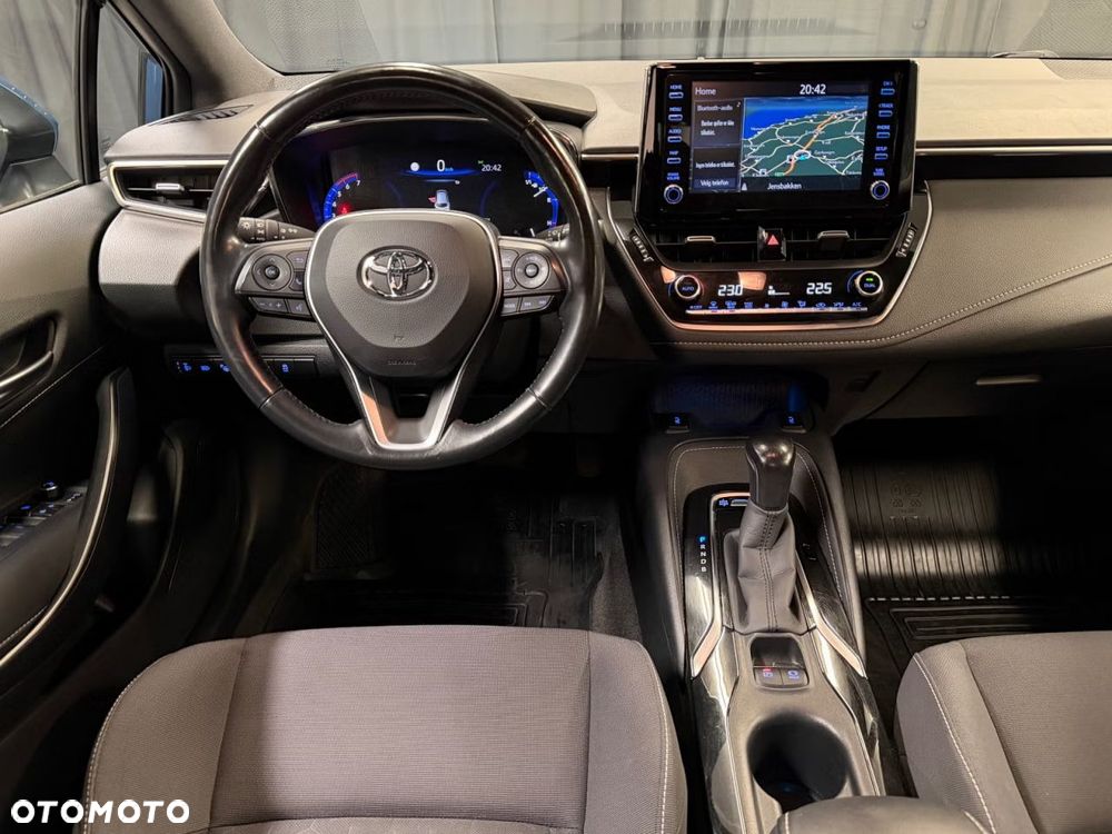 Toyota Corolla 1.8 Comfort - 17