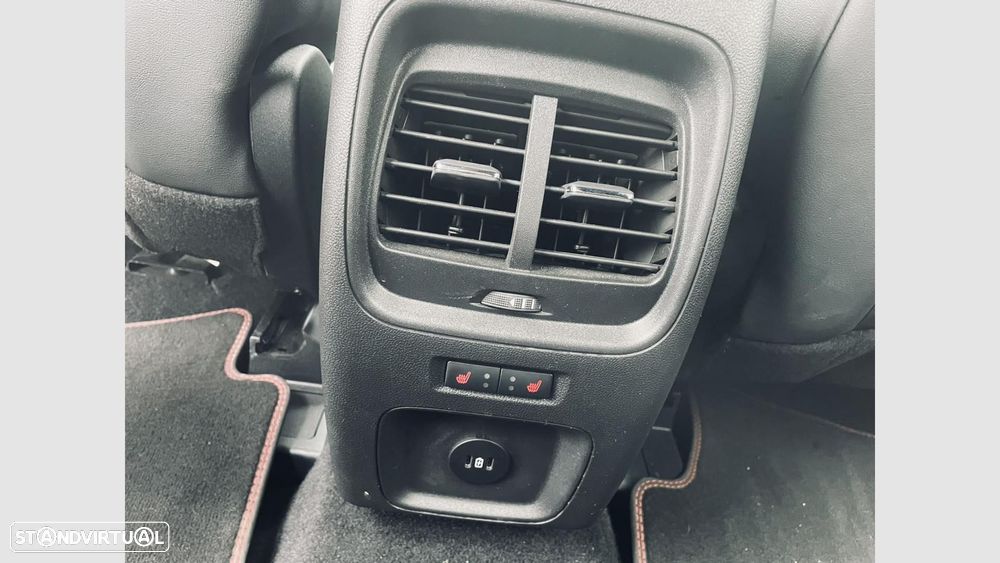 Ford Kuga 2.5 PHEV ST-Line X - 22