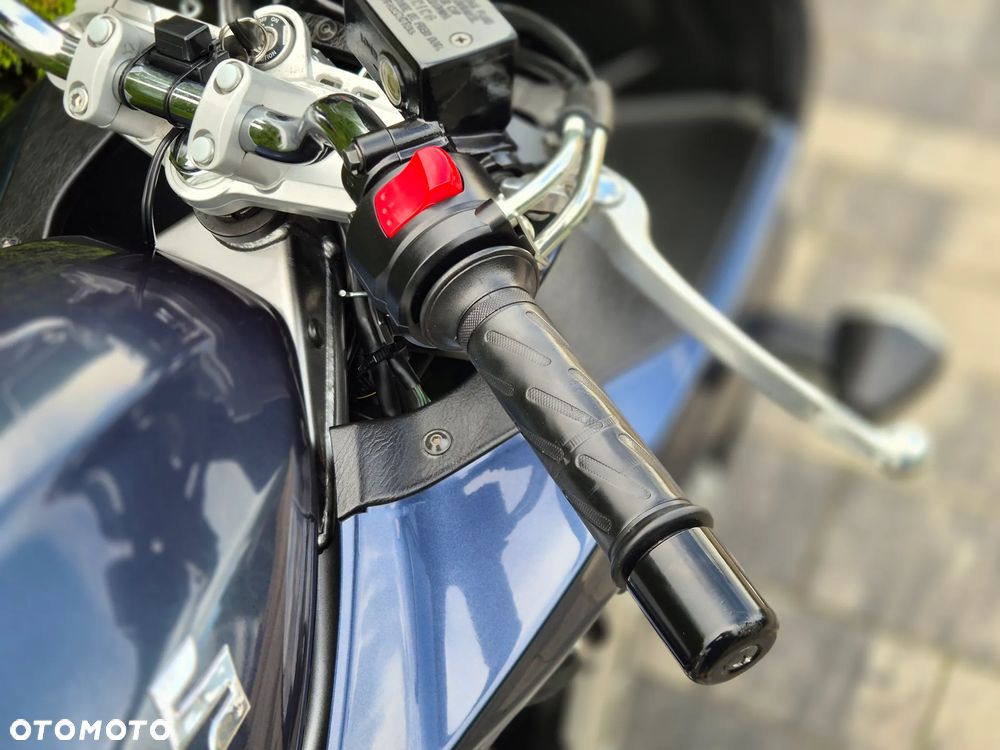 Suzuki Bandit - 11