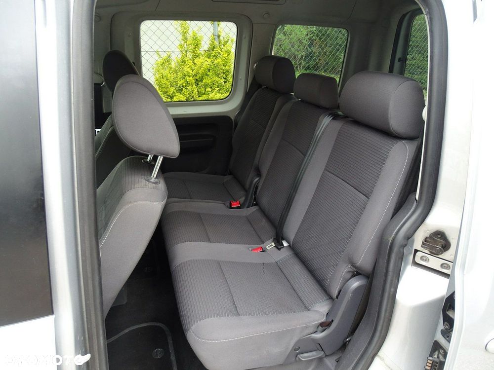 Volkswagen Caddy - 27