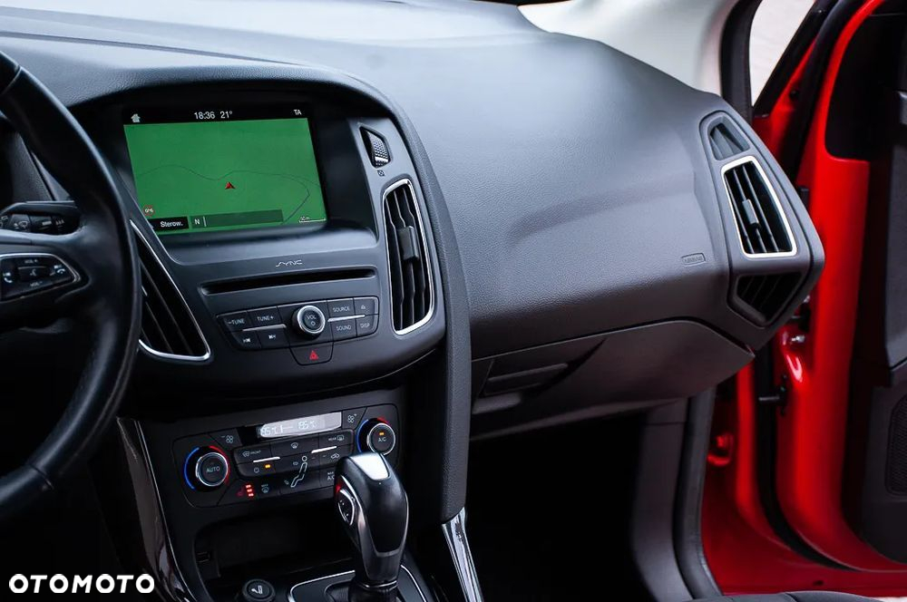 Ford Focus 1.5 EcoBlue Start-Stopp-System TITANIUM - 33