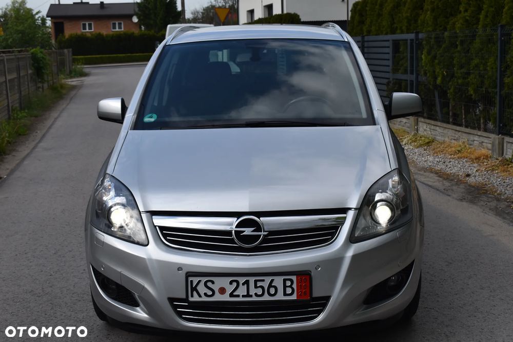 Opel Zafira 1.8 Cosmo - 15