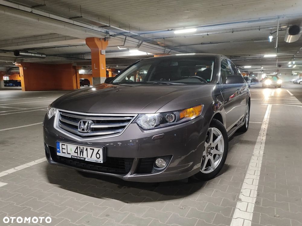 Honda Accord 2.0 Elegance - 1