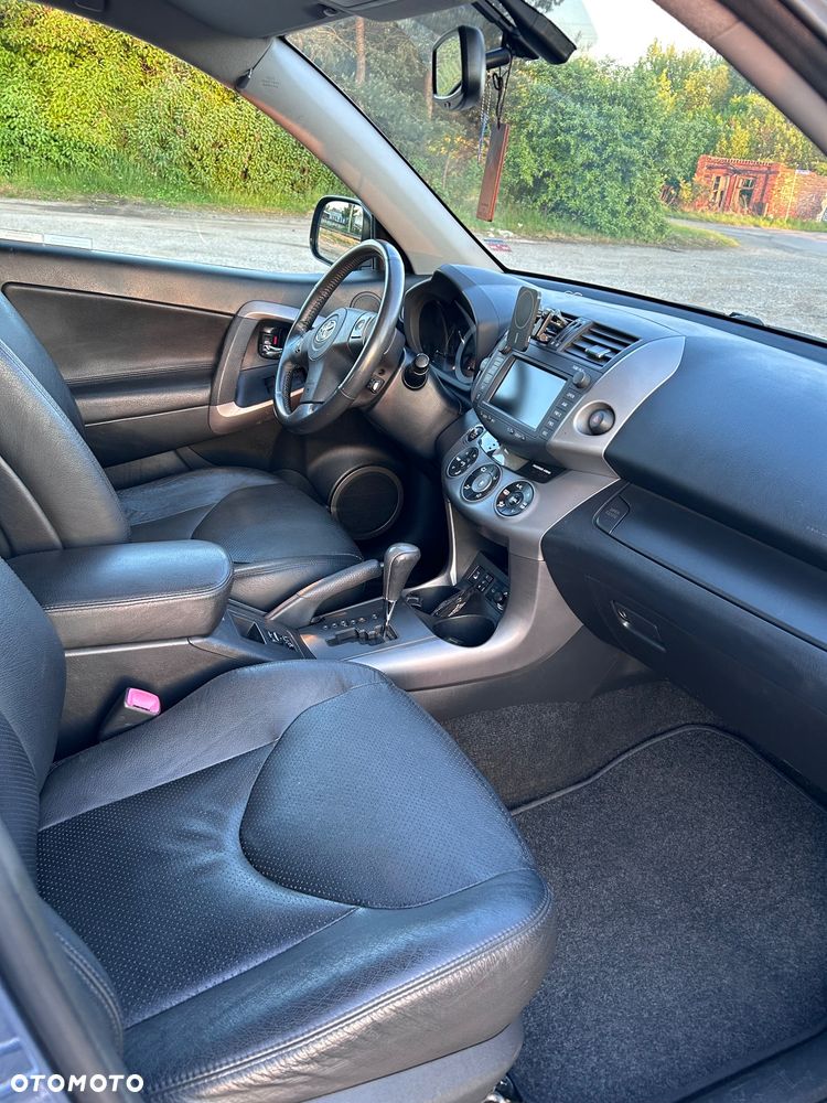 Toyota RAV4 2.0 VVT-i Prestige - 10