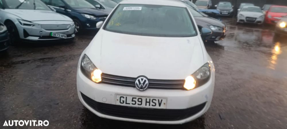 Dezmembrari / Dezmembrez VW Golf 6 (5K1) 1.6 TDI CAYB cutie viteze manuala cod culoare LB9A - 2