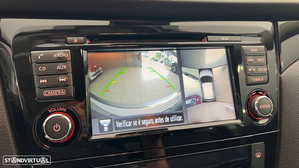 Nissan Qashqai 1.2 DIG-T N-Connecta RS+PS 18 - 26