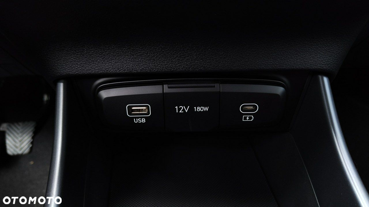 Hyundai i20 - 18